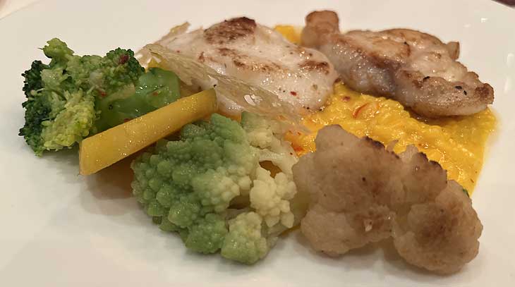 Seeteufel auf Orangen-Safranrisotto (©Foto. Martin Schmitz)